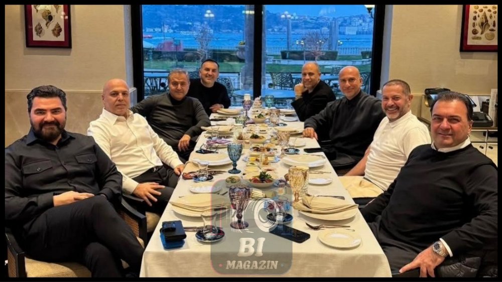 Dostlar İftar Yemeğinde Buluştular...