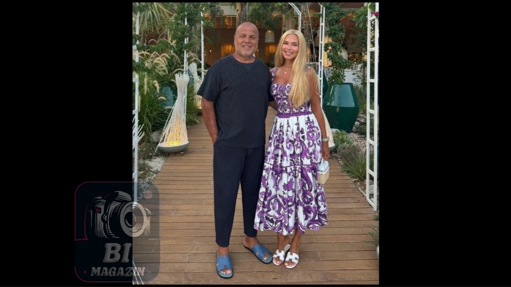 Ayaydın Çifti Yaza Marmaris'te Devam Ediyor...