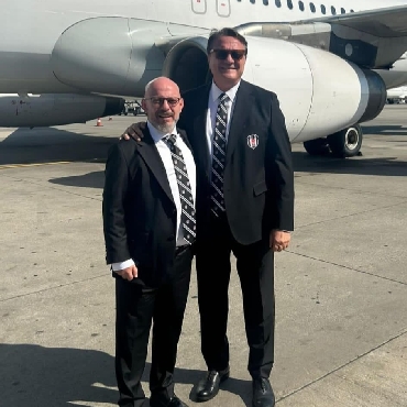 Beşiktaş Amsterdam'a Uçtu...