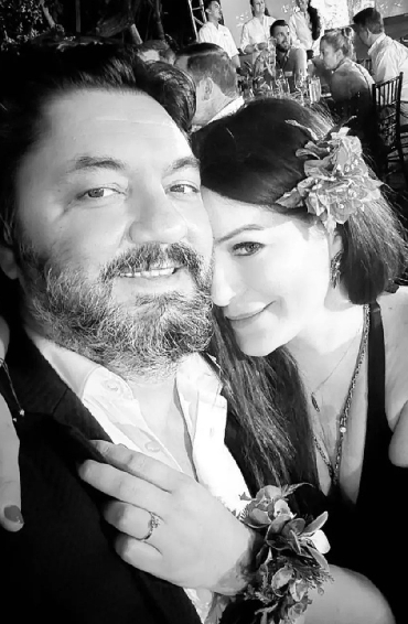 Deniz Çakır Evleniyor...