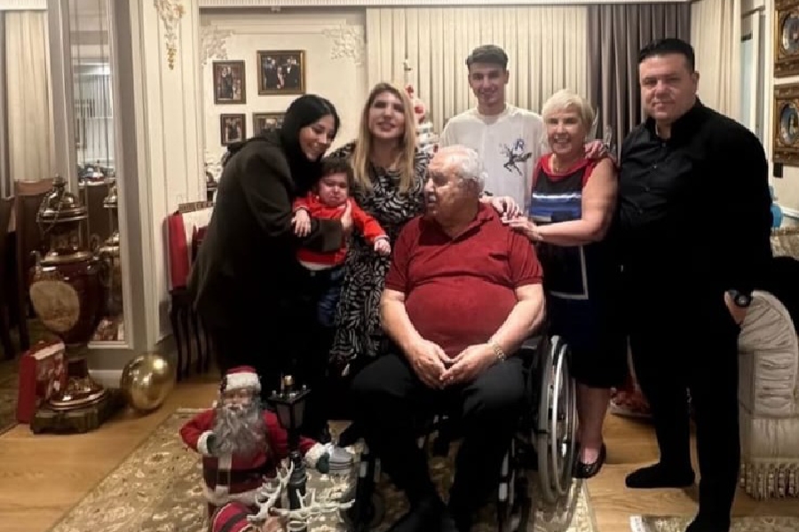 Sosyete Yeni Yılı Böyle Karşıladı...