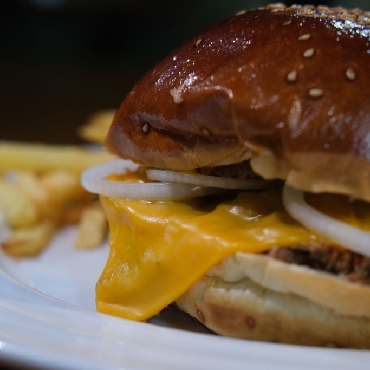 En doğal Burger; Kuyu Burger...