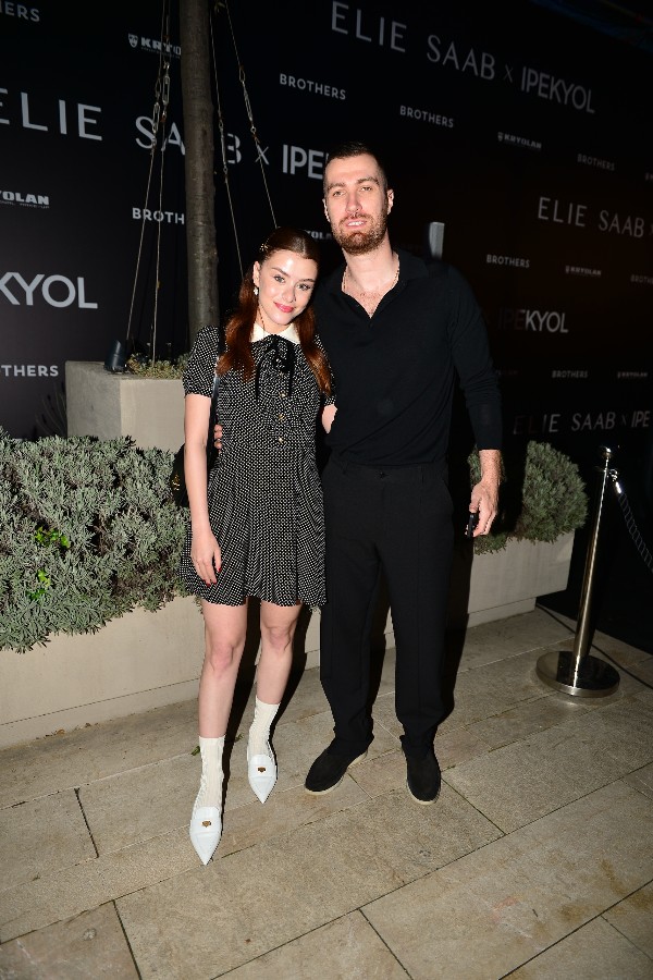 İpekyol Ve Dünyaca Ünlü Moda Markası Elie Saab'tan Görkemli Defile...