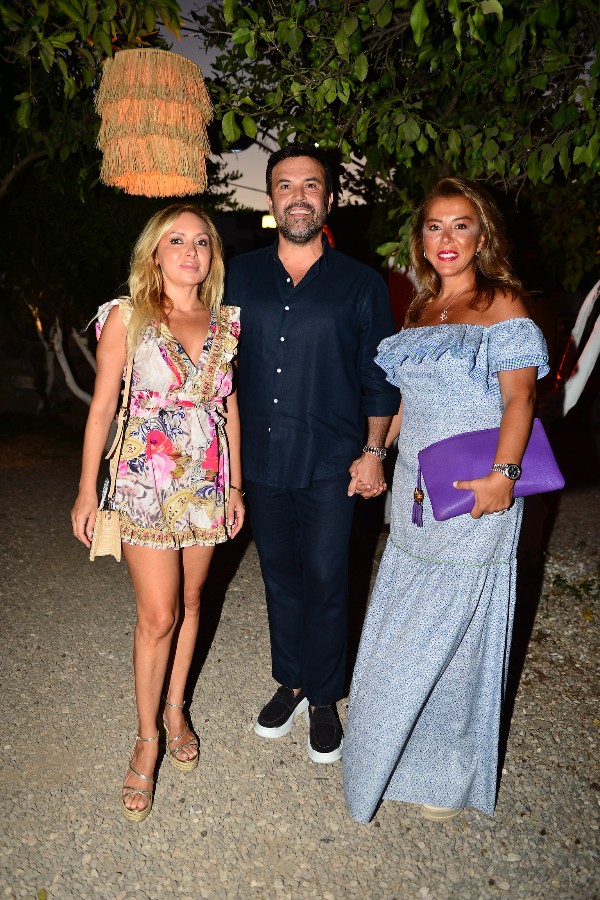 Uğur Batur’dan Bodrum'da Muhteşem Yaz Daveti...