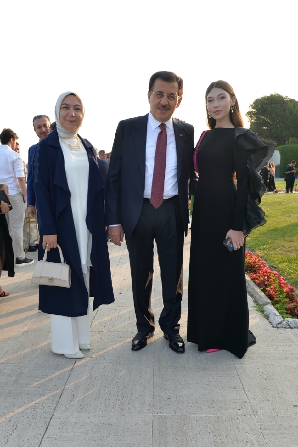 Çırağan Sarayı’nda Dillere Destan Düğün...