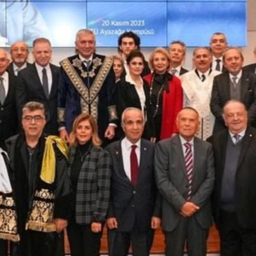 İSO Başkanı Erdal Bahçıvan’a Fahri Doktora Diploması Verildi...